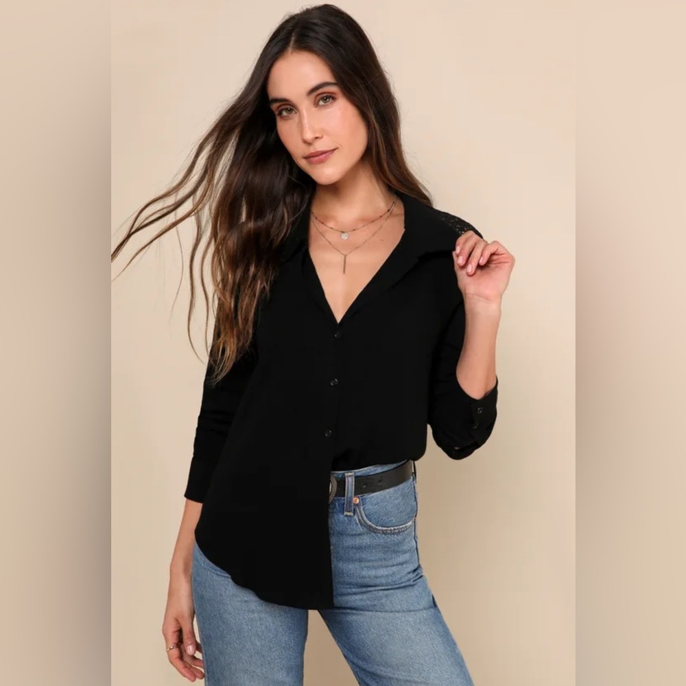 Lulu's Black Collared Button-Down Blouse